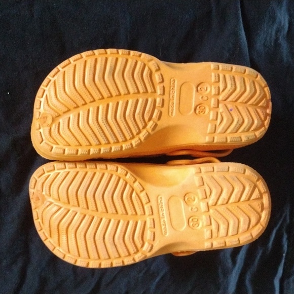 Crocs - Picture 2 of 9